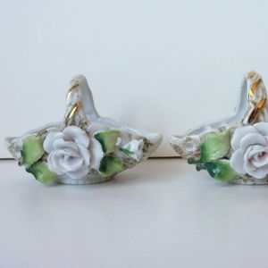 2 Vintage porcelain mini baskets (#EV101)